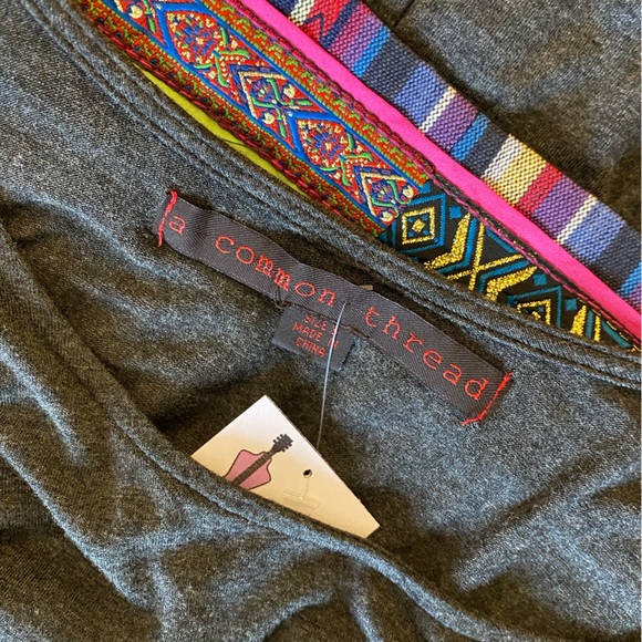 A Common Thread Gray Top with Colorful Belt. Size S. - Picture 7 of 7